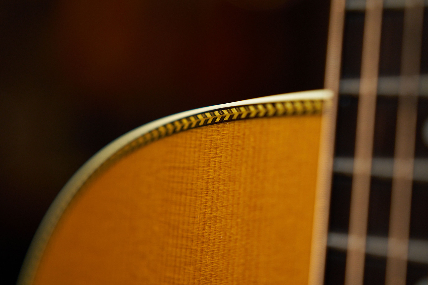 Herringbone pattern on the OMJM