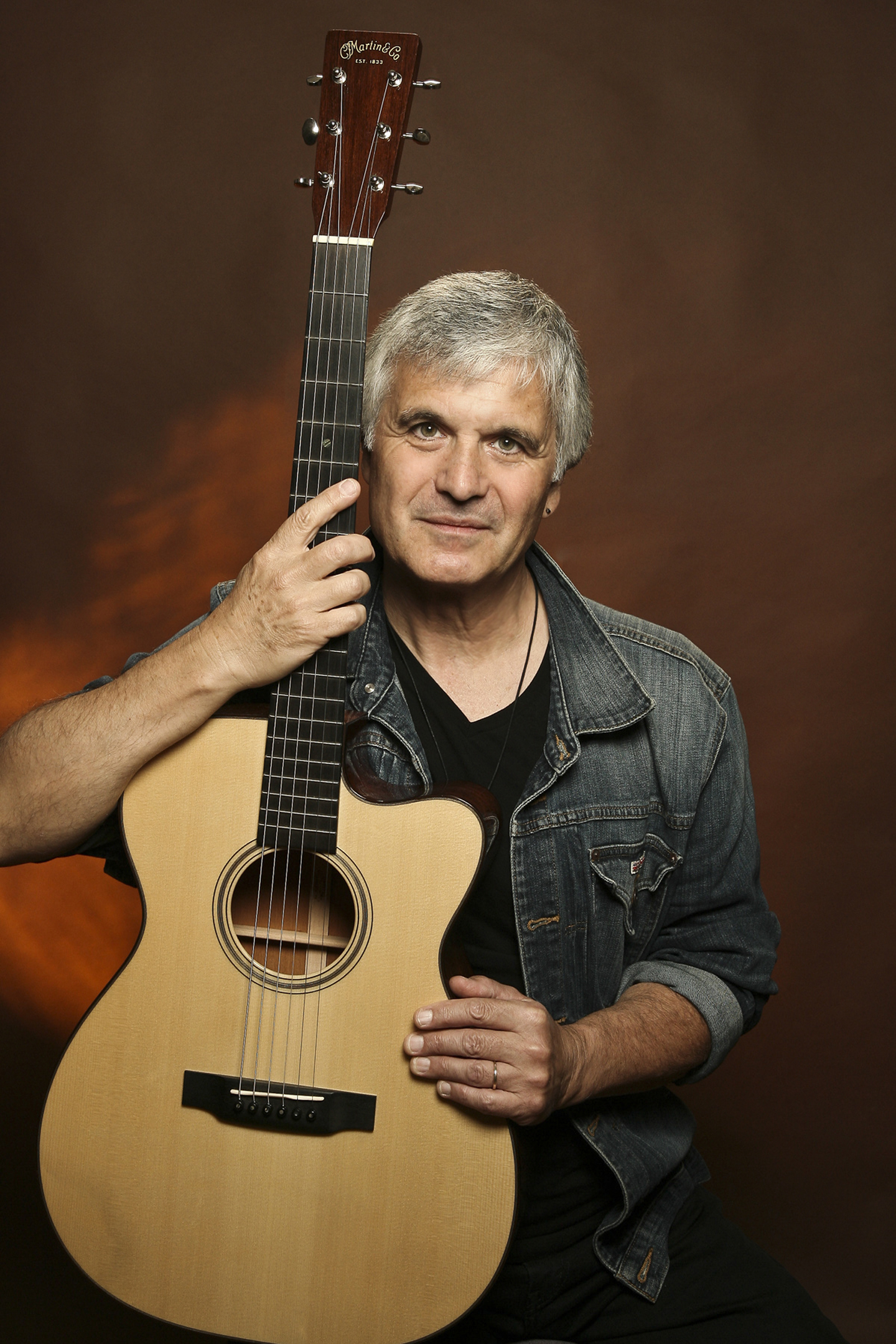 Laurence Juber
