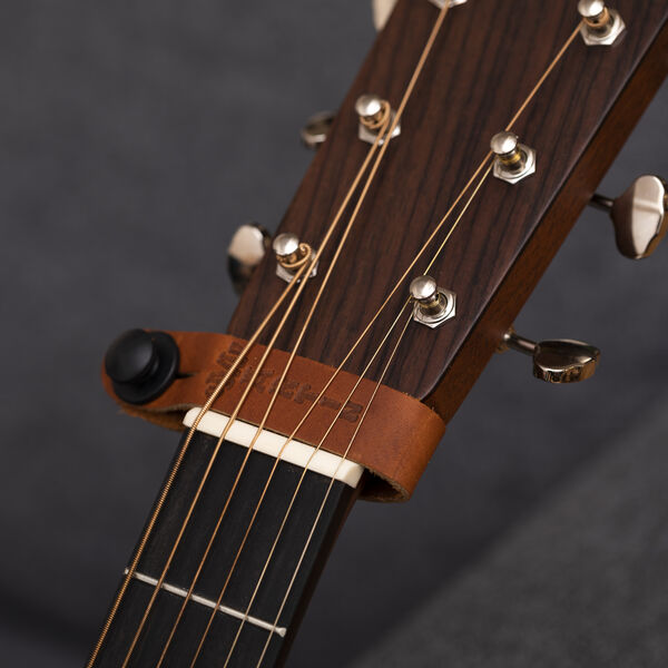 Headstock Tie image number 1