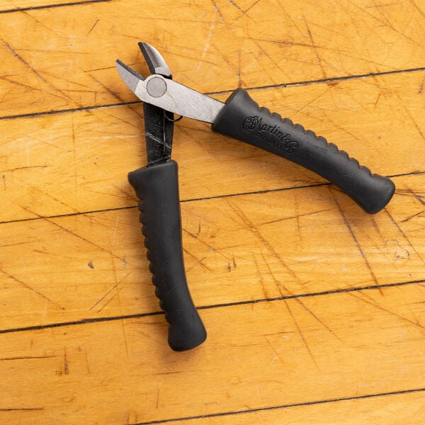 String Cutters image number 2